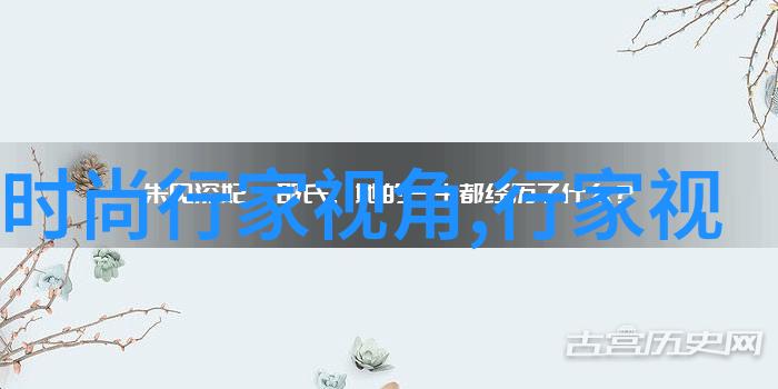 女生卫衣配什么裤子好看