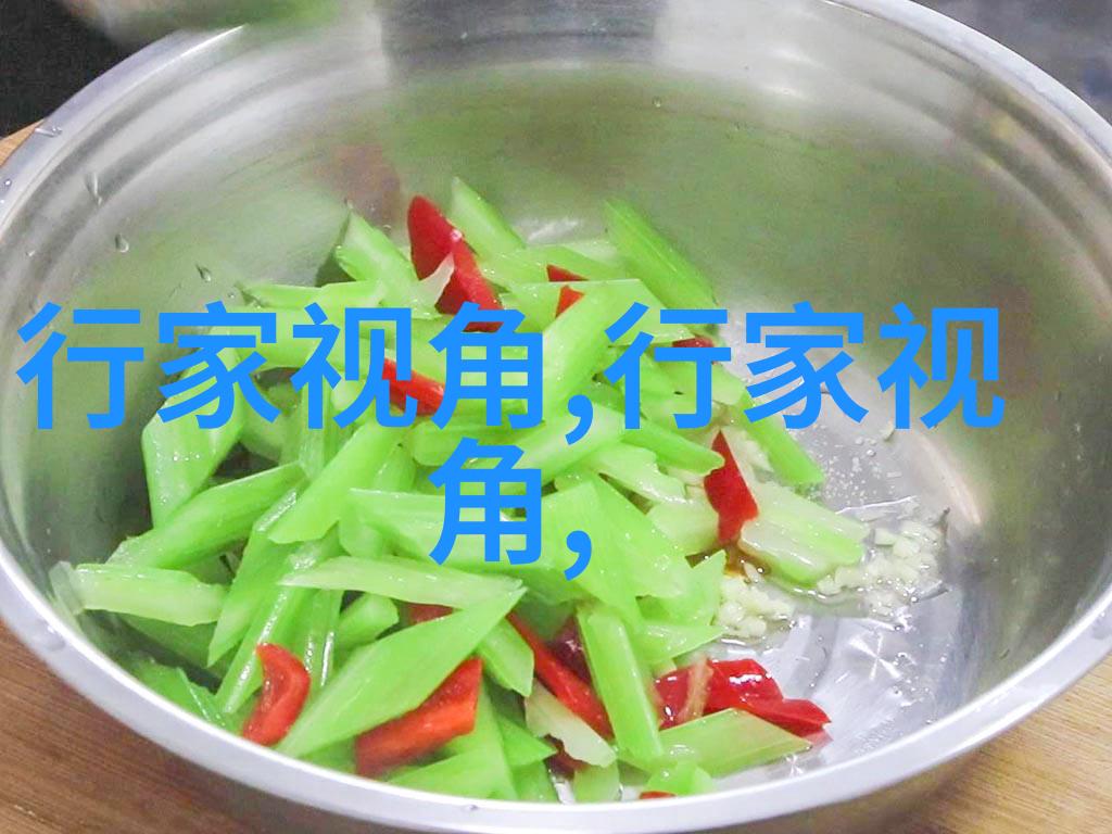 红色长款卫衣搭配怎样好谁能推荐红色长款卫衣搭配方法